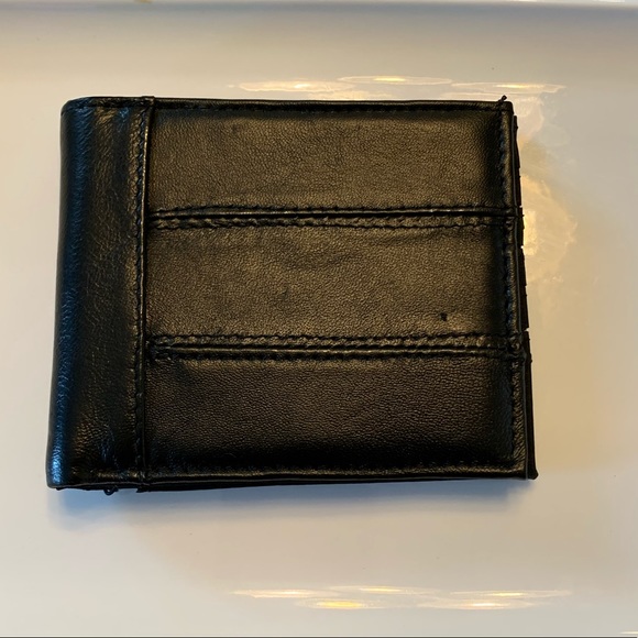 Men's Black Genuine Leather Bi-Fold Wallet - Picture 2 of 6